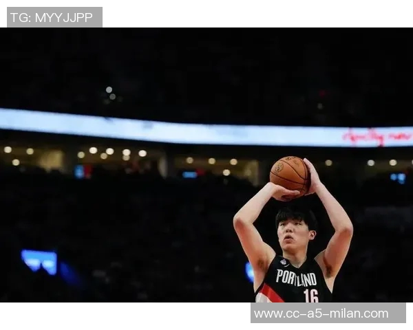 杨瀚森被指示去底角未获单独战术布置体现球队战术安排的局限性