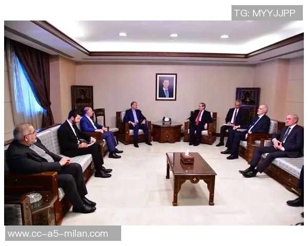 埃姆雷詹与多特续约谈判进行中尚未达成最终协议