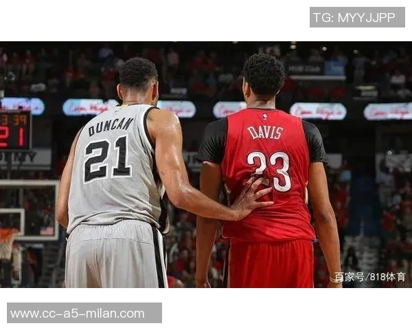 托尼帕克与保罗同现身马刺比赛现场引发球迷热议