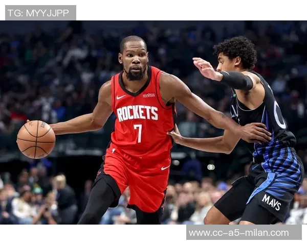 火箭半场苦战落后活塞7分杜兰特表现抢眼申京状态低迷奥萨尔阿门合力贡献16分